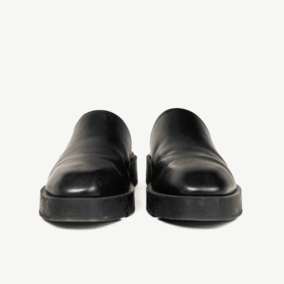 Givenchy Black Calf Leather Squared Show Backless Loafers - Picture 2 of 11